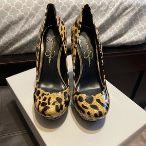 Jessica Simpson heels